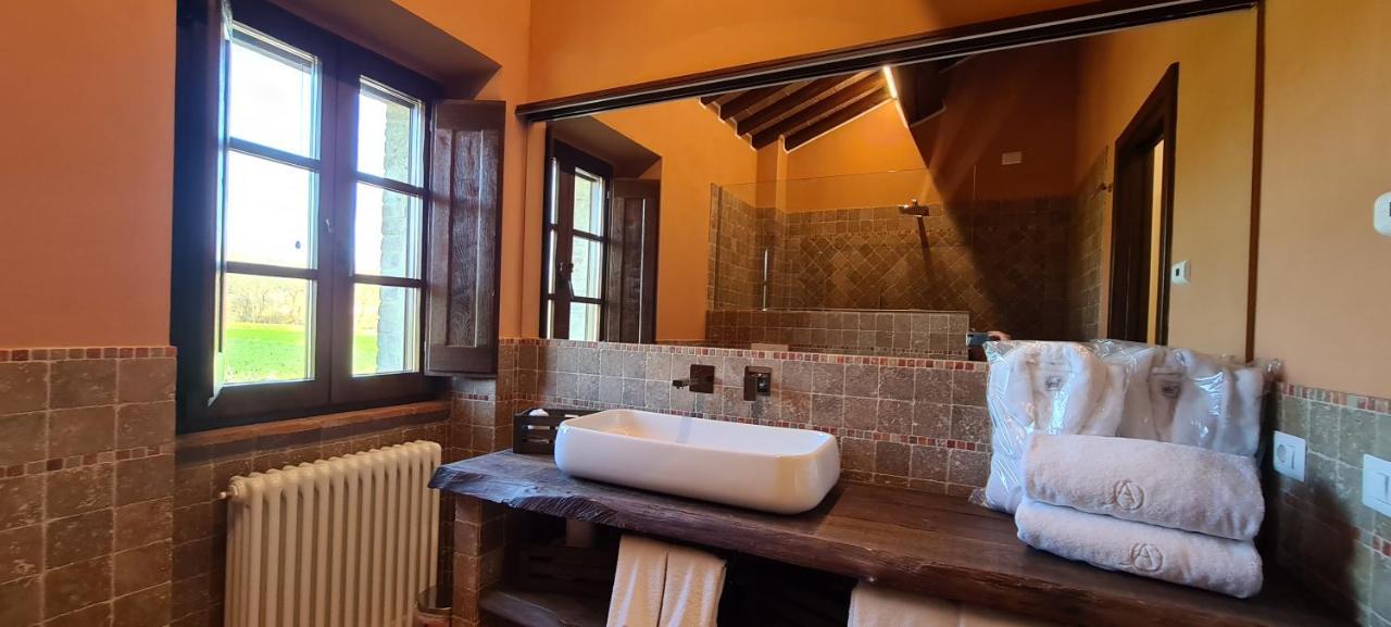 Opera Domini Asisium Bed and Breakfast Torchiagina Exteriör bild