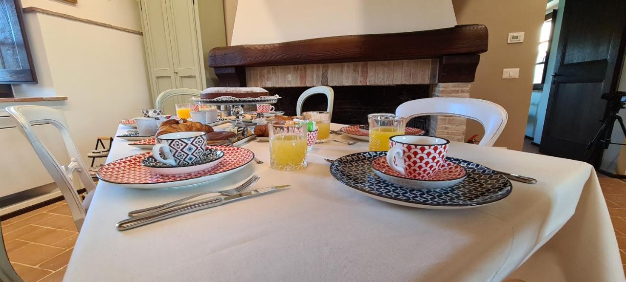 Opera Domini Asisium Bed and Breakfast Torchiagina Exteriör bild
