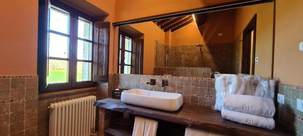 Opera Domini Asisium Bed and Breakfast Torchiagina Exteriör bild